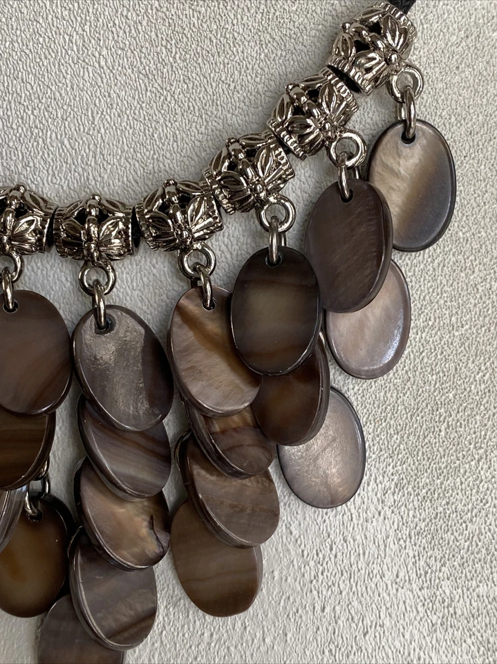 Pendientes de aro Lia Sophia Verona mop & Premier Designs Tada tono plata antiguo Foto 4 de 4