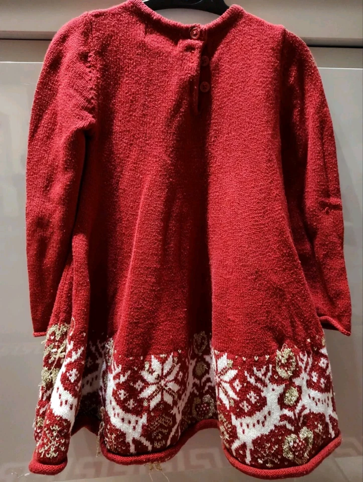 Vestido rojo para niñas Heirlooms by Polly Flinders estampado de renos de Navidad 2 años Foto 3 de 4