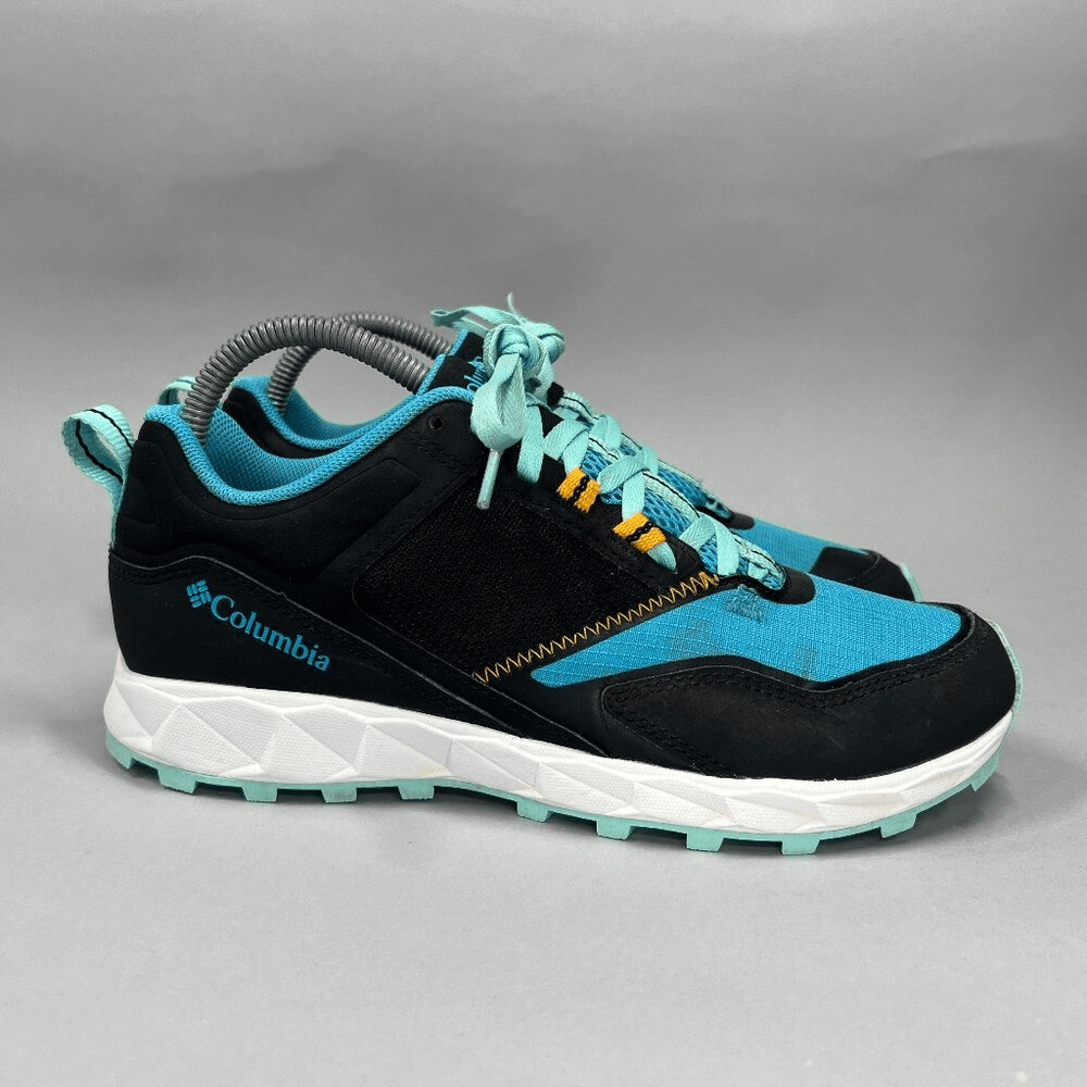 Columbia Women's Size Flow District Hiking Shoes