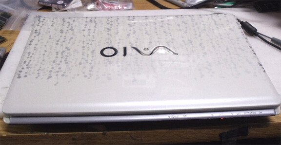 Sony laptop VPCCW 21 intel i5 2.4G 4gb memory 500 gb hard