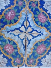 MATTONELLE ANTICHE 4 RARE RIGGIOLE PIASTRELLE  PINTO NAPOLI  FINEMENTE DECORATE 