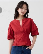 Banana Republic NWT Red Pintuck blouse zip v neck short sleeves XS