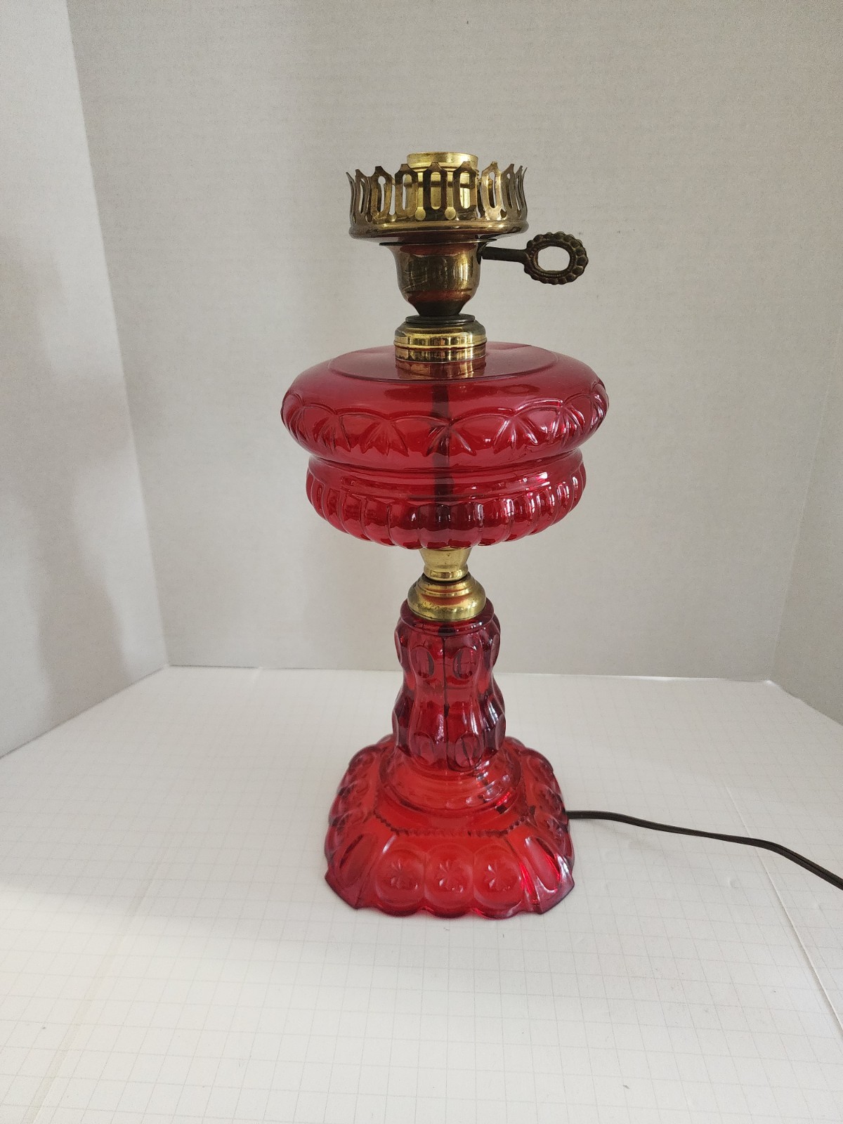 LE SMITH MOON & STARS RUBY RED GLASS ELECTRIC LAMP ONLY  - NO SHADE