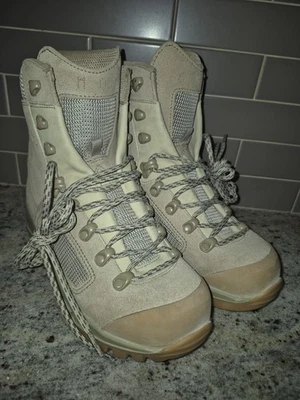 LOWA Elite Desert Combat Boots Men’s 7 / Women’s 7.5 Tan Suede Leather Vibram... - Photo 1/4