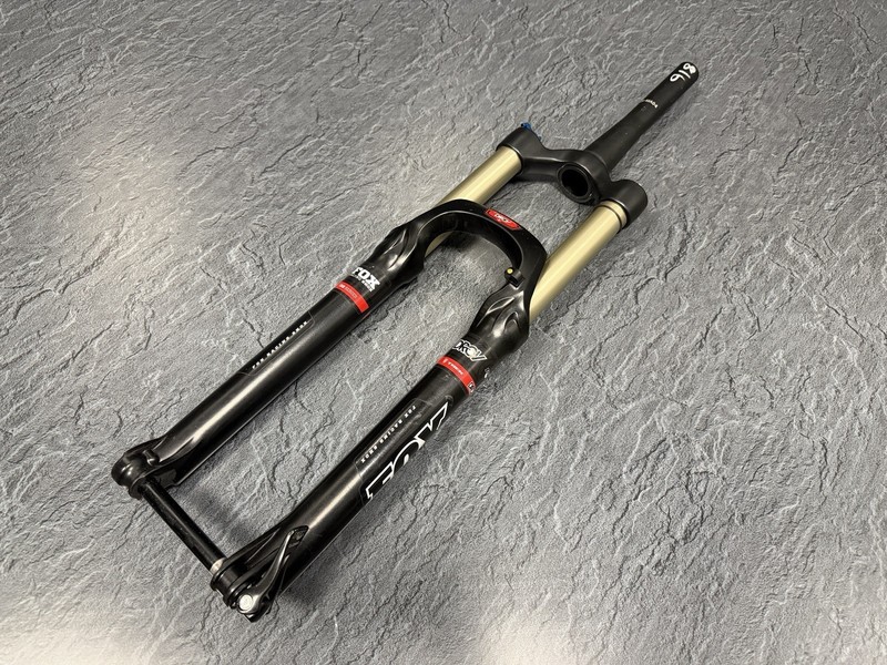 Fox 32 Performance Series CTD 26” Forks