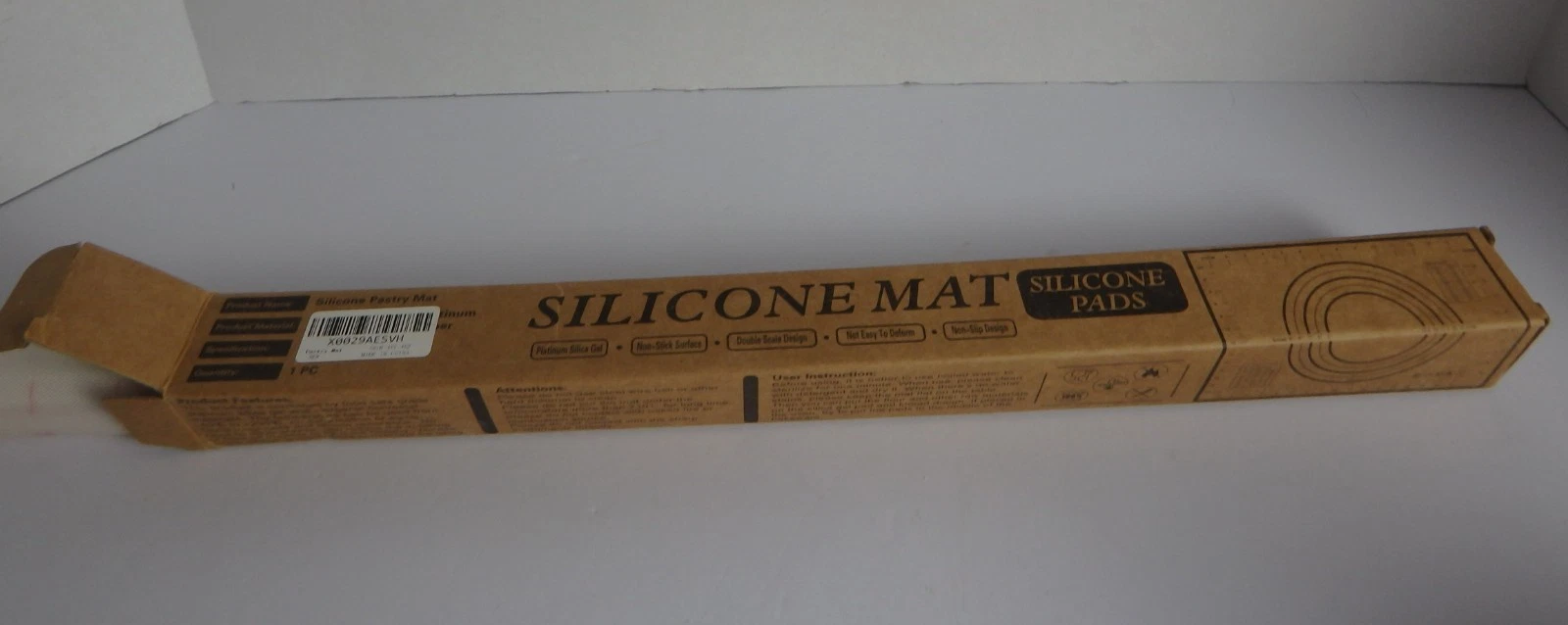 NIB Silicone Baking Mat, NonStick Pastry Mat Sheet for Dough Rolling, Nonslip