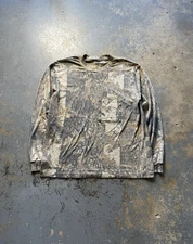 Vintage 90’s Realtree Light Camo Long Sleeve Pocket Single Stitch Shirt-Size L