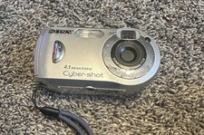 Sony Cybershot DSC-P41 Digital Camera Digicam Point and Shoot
