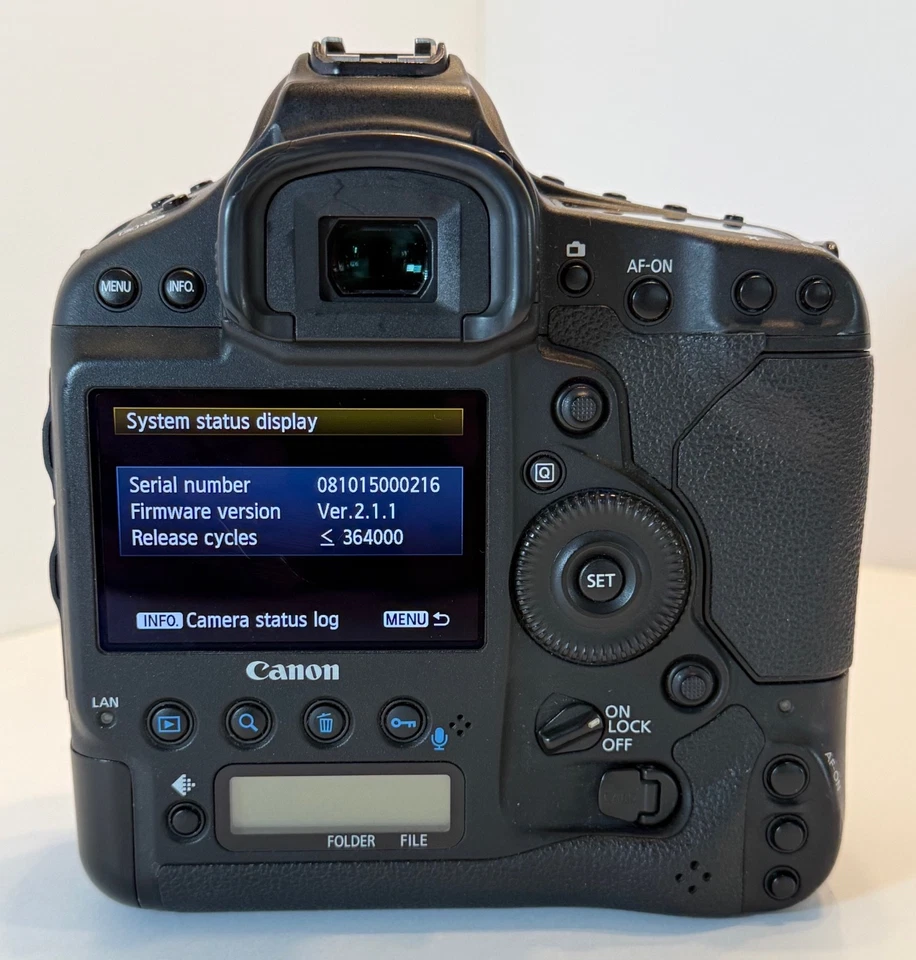 Cámara digital Canon EOS 1D X 18,1 MP SLR y baterías (solo cuerpo) Foto 2 de 4