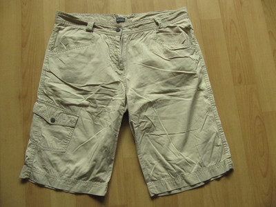 Esmara Damen Mädchen Short Hose Freizeithose beige Gr. D - 42  cool TOP