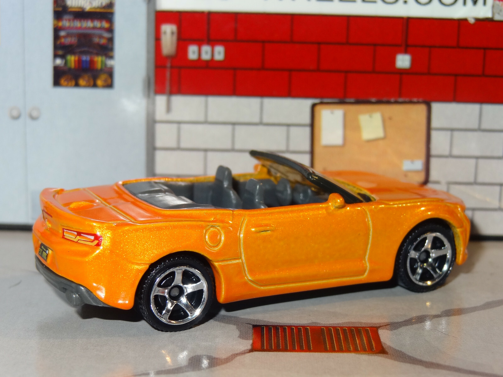 Picture 4 of 5