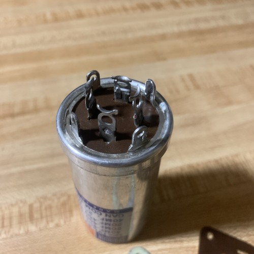 SPRAGUE TVL-4732 (TVL-4621.3) 40/20 MF 450 /25 WVDC Electrolytic Capacitor NOS - Picture 6 of 9