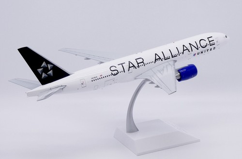 United Airlines B777-200ER "Star Alliance" Reg: N218UA 1:200 pressofuso XX20285 - Foto 12 di 13
