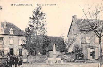 03 Nr. 56624 Saint Plaisir Platz Du Monument