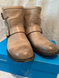fluevog boots womens