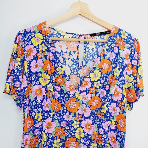 Sportsgirl Short Sleeve Dress Womens 12 Blue Red Floral Flowers Vibrant V-Neck - Picture 4 of 13