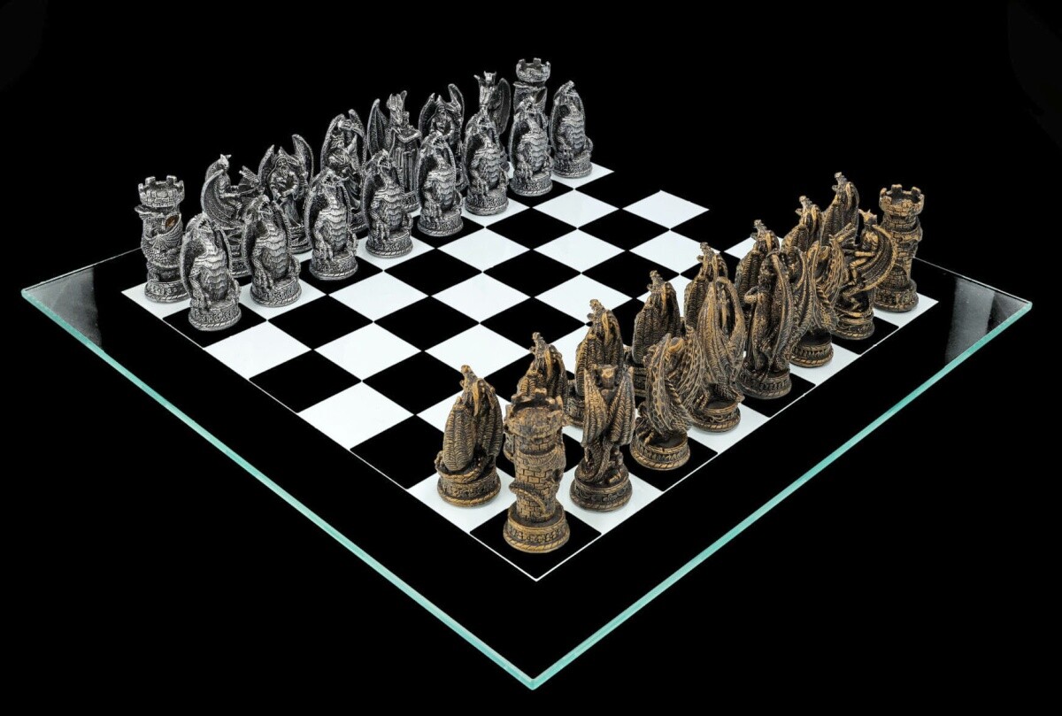 Chess Game Fantasy - Dragons - Decorations Chess Board