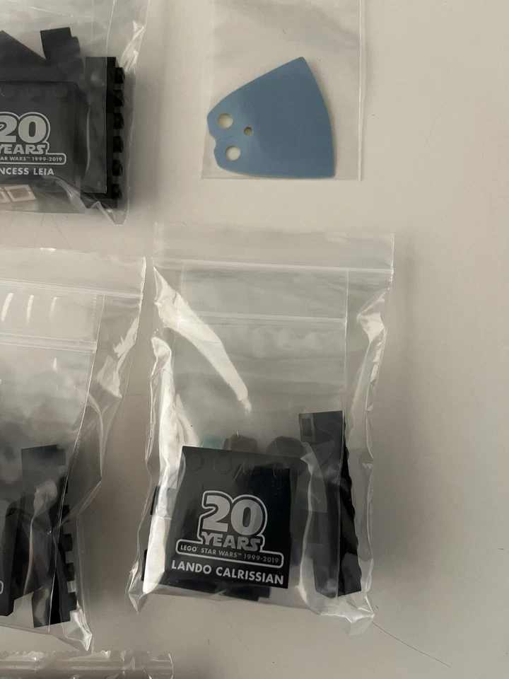 LEGO Star Wars 20th Anniversary Minifigures Complete Set In Excellent Condition - Image 3 of 4