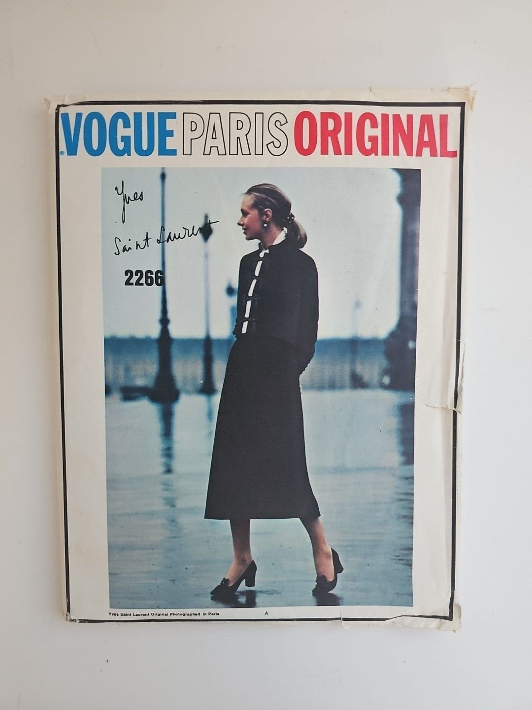 Tuta e camicetta Vogue Paris originale 2266 YSL non tagliata F F taglia 8 Yves Saint Laurent