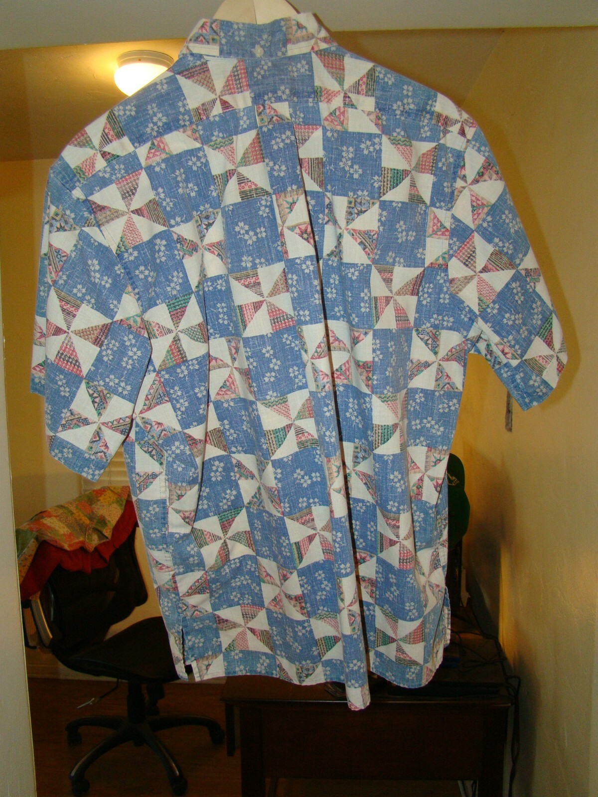 REYN SPOONER QUILT PATTERN FULL BUTTON EXTRA LARG… - image 4