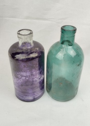 Lot of 4 pcs Vintage Glass Small Bottles Collectible Bottles - Picture 9 of 24