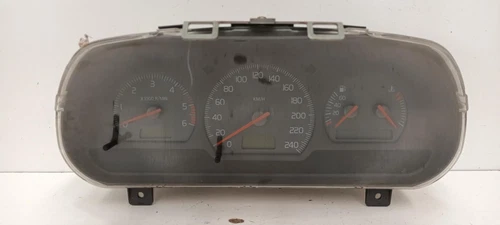 30857569 Quadro Strumenti Per VOLVO S40 BERLINA 1.9 D 1999 2987921 - Foto 1 di 10