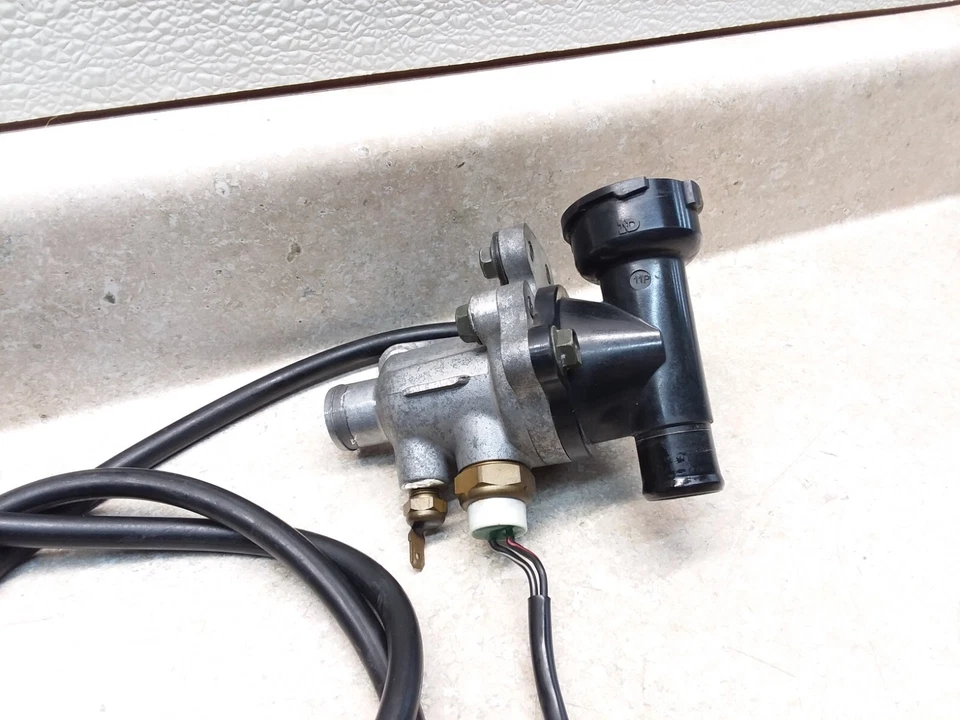 Suzuki GSXR 1100 1995 radiador termostato conjunto de conducción GSXR1100-W PA AP-304 Foto 3 de 4