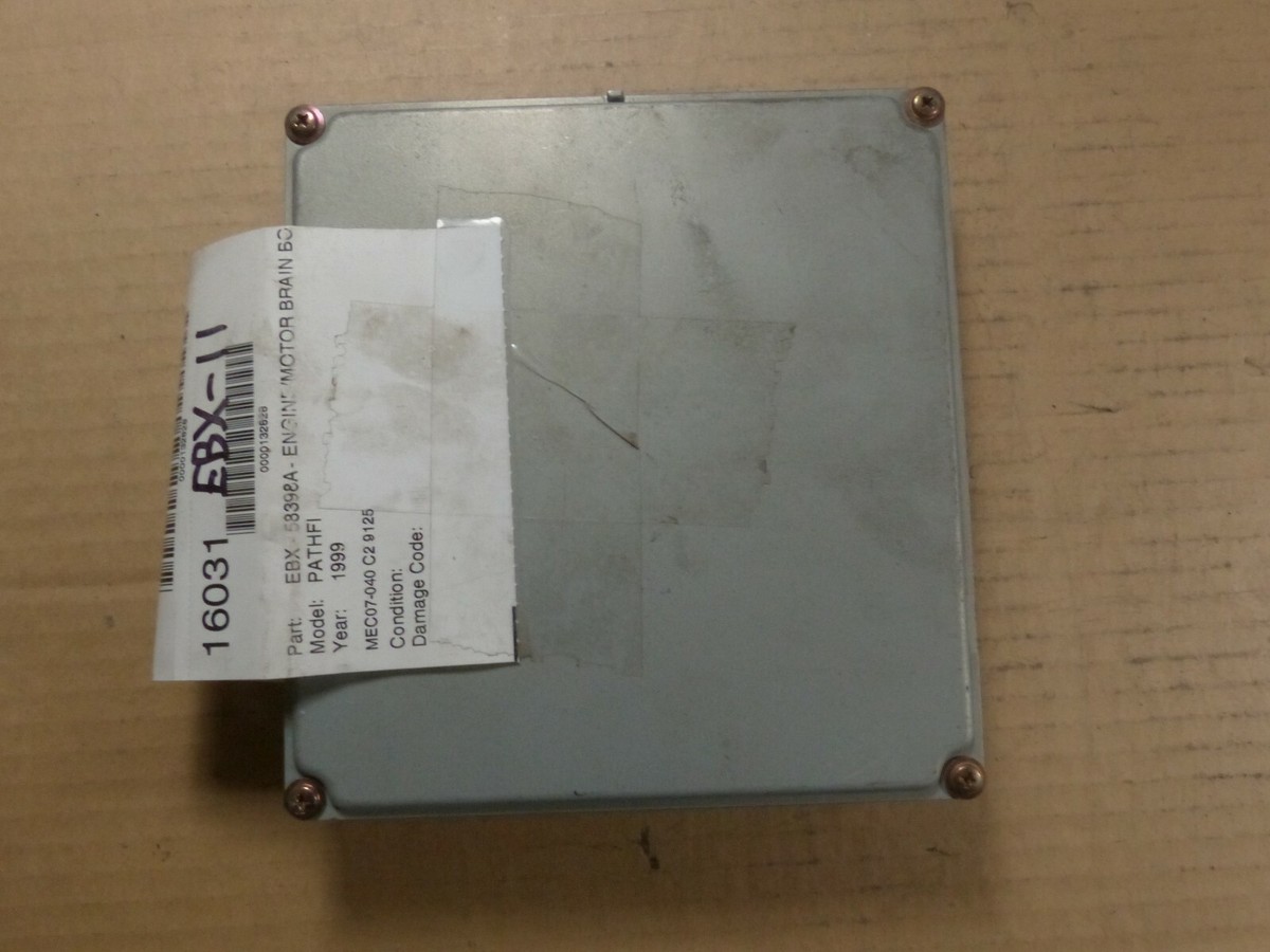 99 NISSAN PATHFINDER CALIF AUTO ECU ECM COMPUTER MEC07-040
