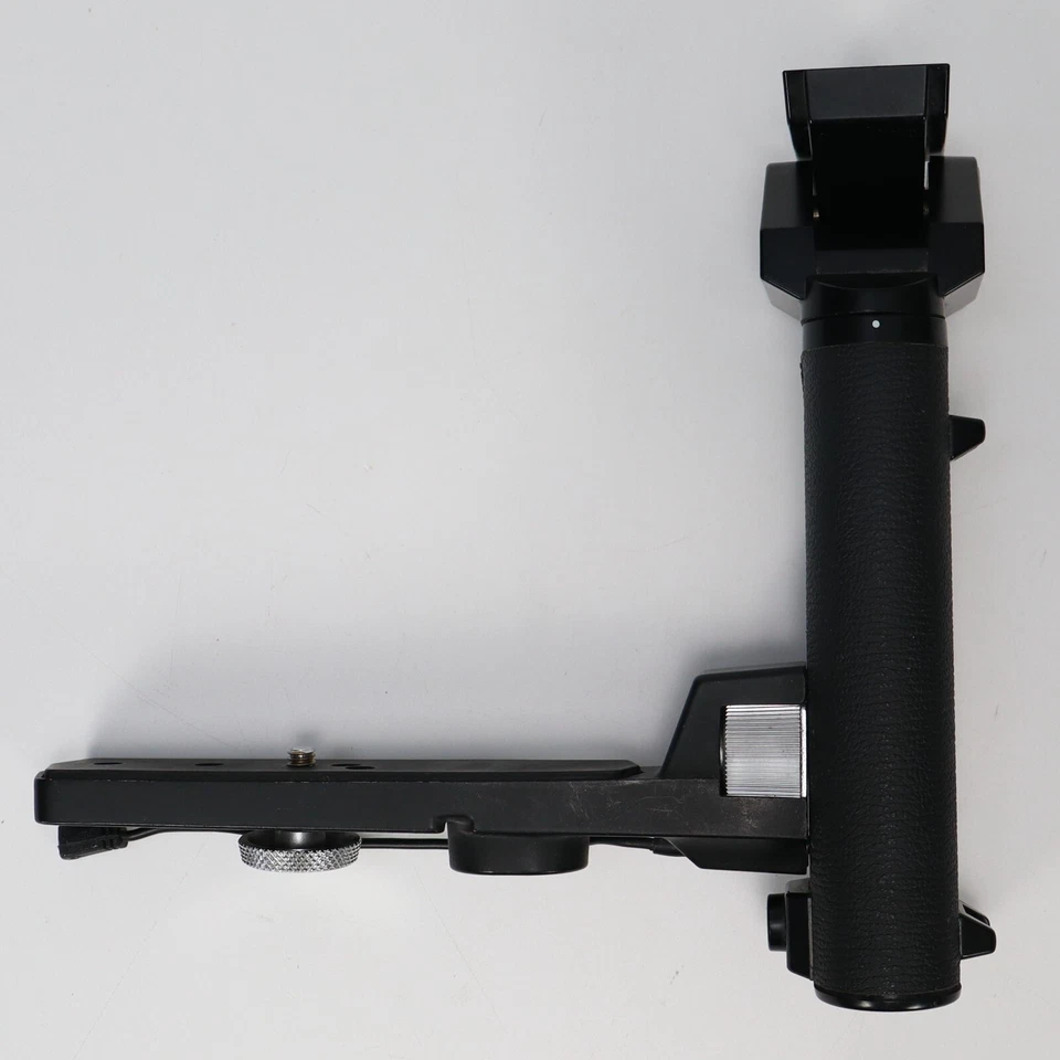 Olympus Electronic Flash POWER BOUNCE GRIP 2 - Vintage Camera Cage W/Adapter - Image 2 of 4