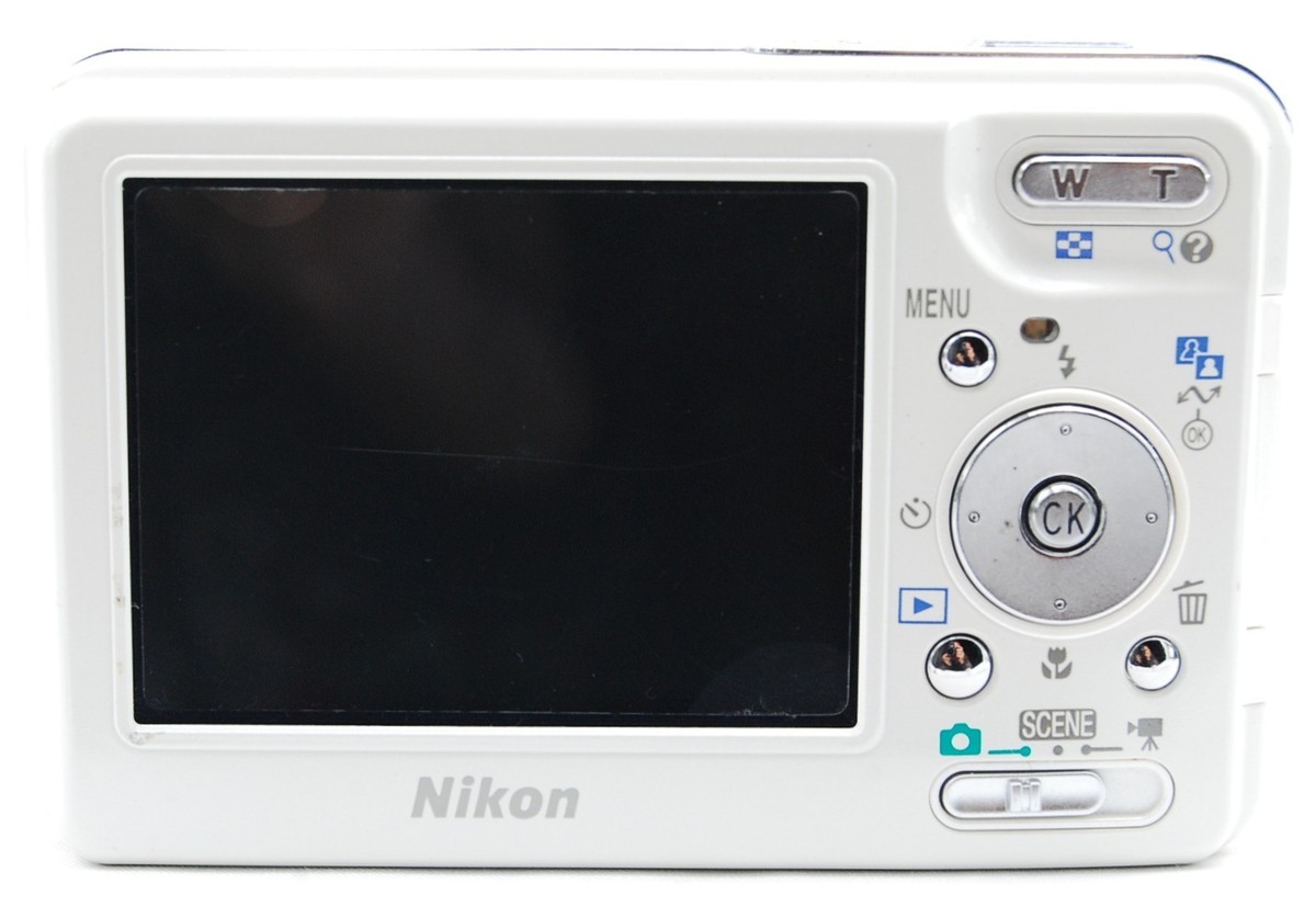 Nikon COOLPIX S3 6.0MP Digital Camera - Ivory white for sale