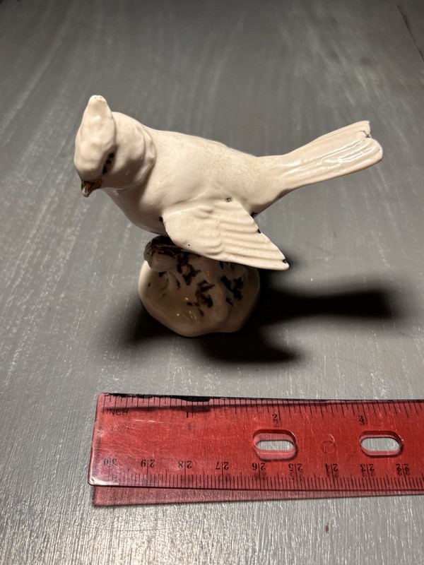 The initials of Wilhelm Rittirsch plus "Dresden Art" and "Made in Germany" Bird 
