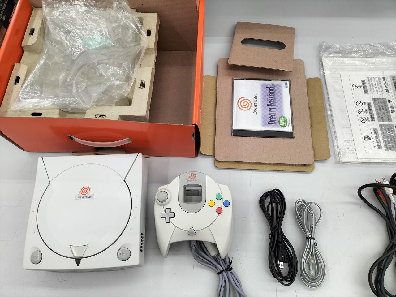 Kit Console SEGA Dreamcast – Notices EUR, Très Bon état, PAL, Avec Cocomarinette