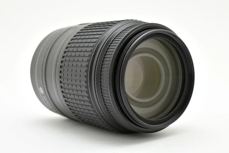 Nikon AF-S DX NIKKOR 55-300mm F/4.5-5.6 G ED VR W/Hood JP [Near Mint] #2574250A - image 4 of 4