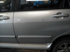 Porte arrière et accessoires Suzuki LIANA