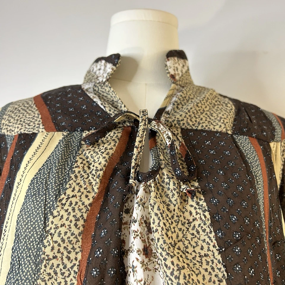 Top de mujer Cottagecore Fairy Grunge estampado de edredón transparente busto grande 44 pulgadas años 90 Foto 3 de 4