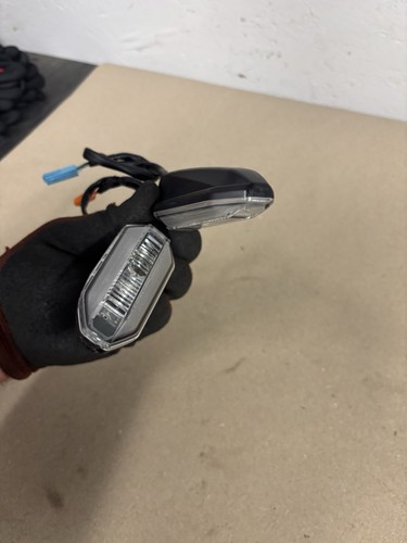 19-23 Honda CBR650R Front Right Left Side Turn Signal Flasher Blinker OEM #0237 - Picture 7 of 7