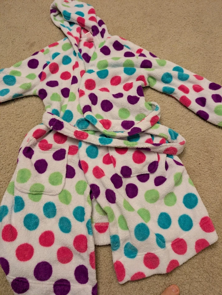 Bata de baño a lunares Xhilaration para niñas talla 14/16 Foto 2 de 4