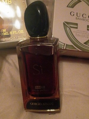 Giorgio Armani Si Intense Eau de Parfum Spray, Regular Size 100 ml