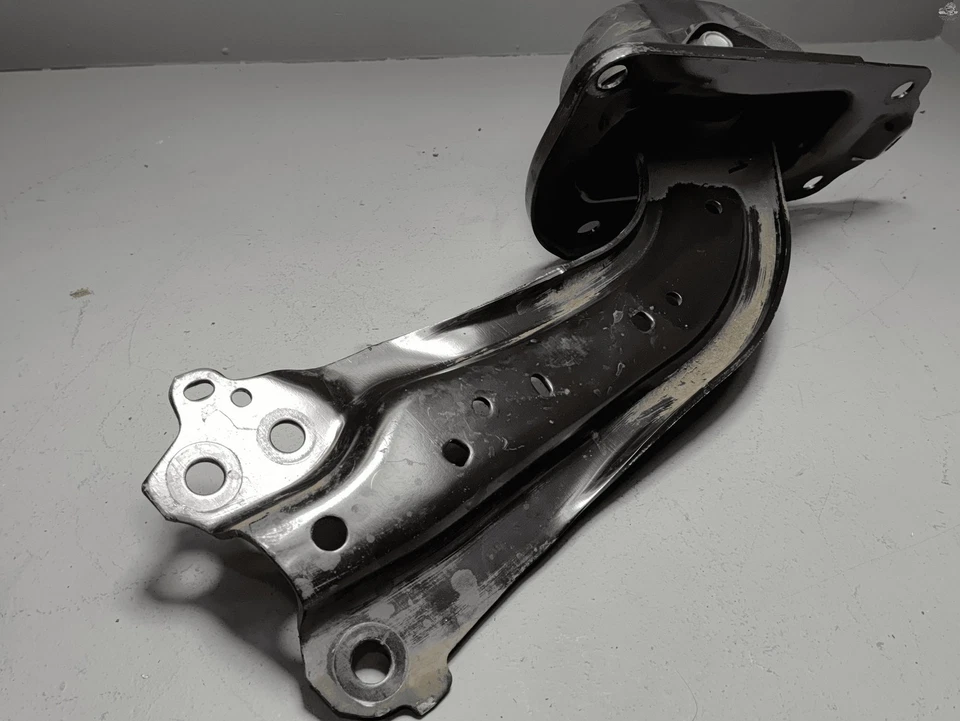 2019-2022 TOYOTA AVALON ЗАДНИЙ СО СТОРОНЫ ВОДИТЕЛЯ ПРОДОЛЬНЫЙ РЫЧАГ УПРАВЛЕНИЯ С КРОНШТЕЙНОМ ОТ ОРИГИНАЛЬНОГО ПРОИЗВОДИТЕЛЯ - Изображение 4 из 4