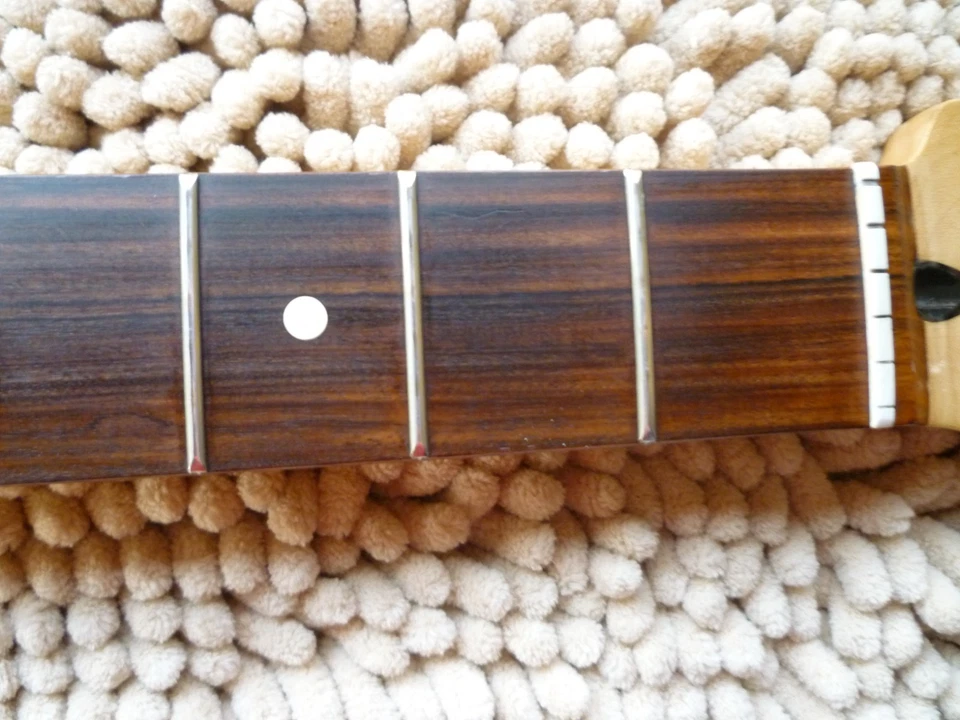 Fender Player Stratocaster Strat Neck con diapasón Pau Ferro 22 trastes ¡Excelente! Foto 2 de 4