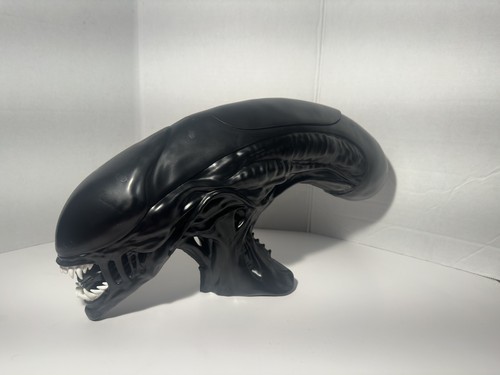Alien Romulus Xenomorph Head Popcorn Bucket 2024 REGAL EXCLUSIVE Sold Out NEW - Imagen 4 de 6