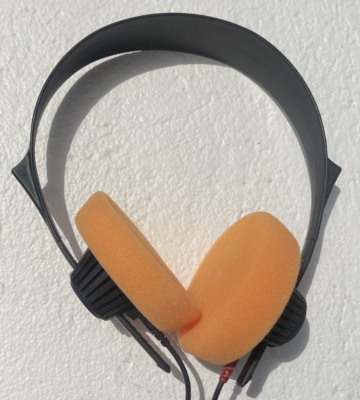 ヘッドホン Sennheise HD414 (50 years anniversary) Can Sennheiser's iconic headphone compete with today's