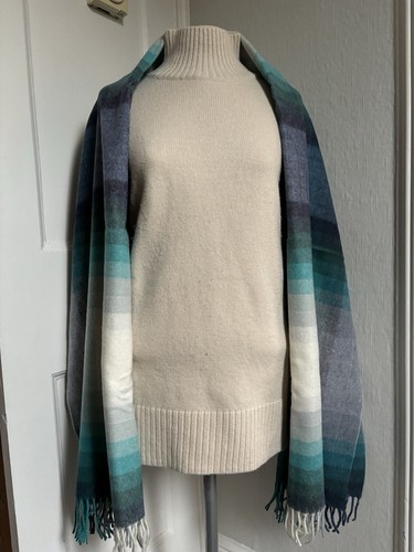100% Cashmere Large Woven Patterned Stole 190x72cm Navy Blue Green Ecru Grey - Picture 8 of 9