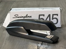 Swingline 545 Standard Stapler Black, Staples 20 Sheets - New Open Box