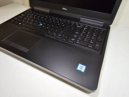 DELL PRECISION 7510 15.6"/i7-6820HQ 2.70GHz/24GB RAM/256GB SSD+500GB HDD/W5170M - Picture 11 of 23