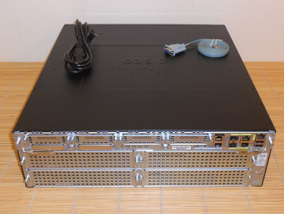 Cisco Cisco 3925-V/K9 Voice Bundle, PVDM3-64, UC License SPE100 1GB DRAM 
