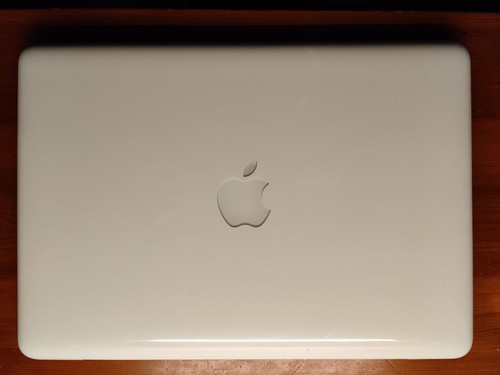 Apple Mac MacBook White Unibody Mid 2010 A1342 – 6GB RAM, 120GB SSD - Afbeelding 3 van 12