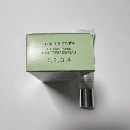 Clinique Pore Refining Solutions Instant Perfector Shade Invisible BRIGHT - Picture 2 of 3