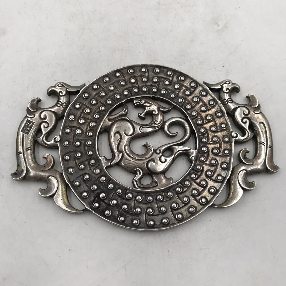 Placa de besta chinesa antiga tibetana prata micro gravada dupla face aberta - Imagem 4 de 4