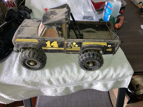 (109).Vtg. 1970’s Tonka MR-970 Pressed Steel 4x4 Off Road #14 Ford Pick Up Truck